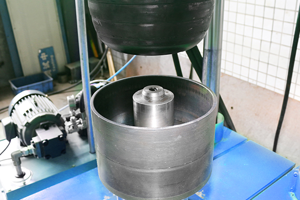 Máy hàn điểm tự động cho vòng trong với phân phối dây chính xác 10