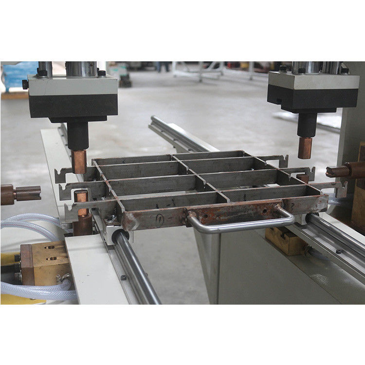 Máy hàn T-Butt khung hai đầu để hàn T-Butt Wire Profile Of Wire Basket Or Wire Shelf