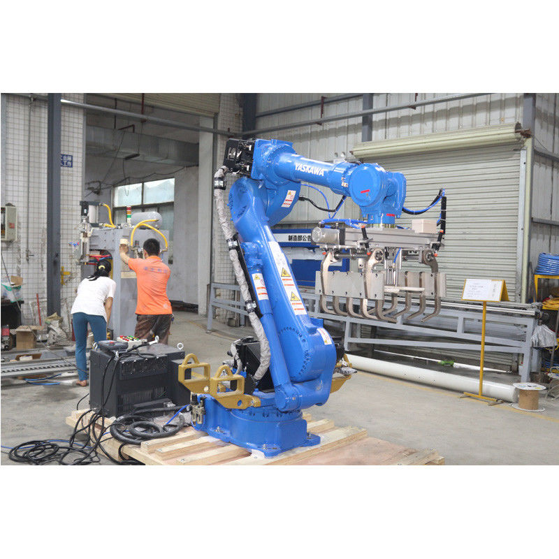 Robot sản xuất nhựa công nghiệp với máy cầm túi cho túi cát túi xi măng túi bột