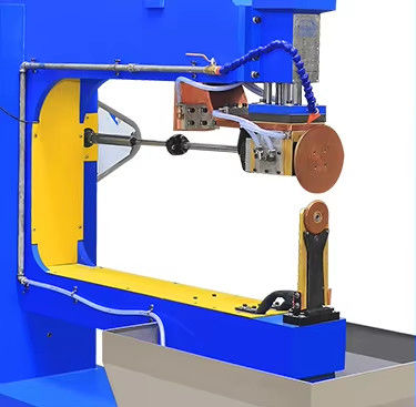 Bồn rửa chén bằng thép không gỉ CNC tự động Máy làm bát Máy hàn đường may có động cơ bơm Bồn rửa chén